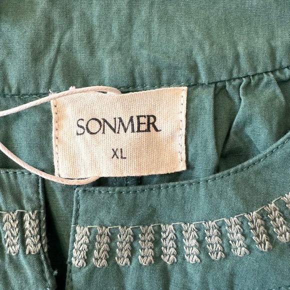 SONMER NWT SZ XL Black Embroidered Green Puff Sleeve 1/4 hook Top Boho Festival - Picture 8 of 15